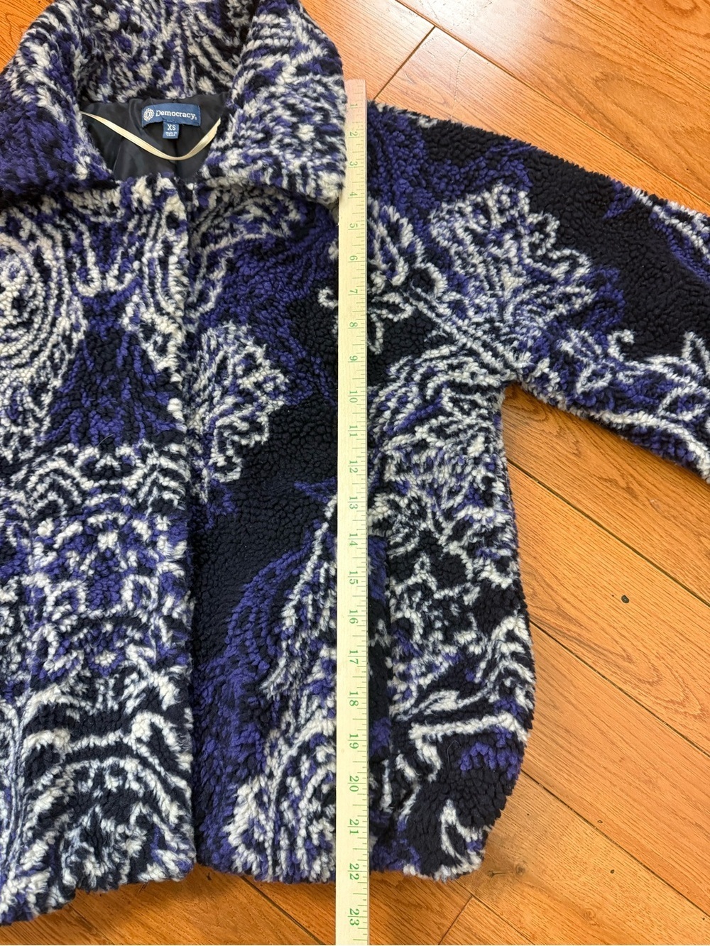 Democracy Raglan Fleece Bomber Jacket - Picture 9 of 9